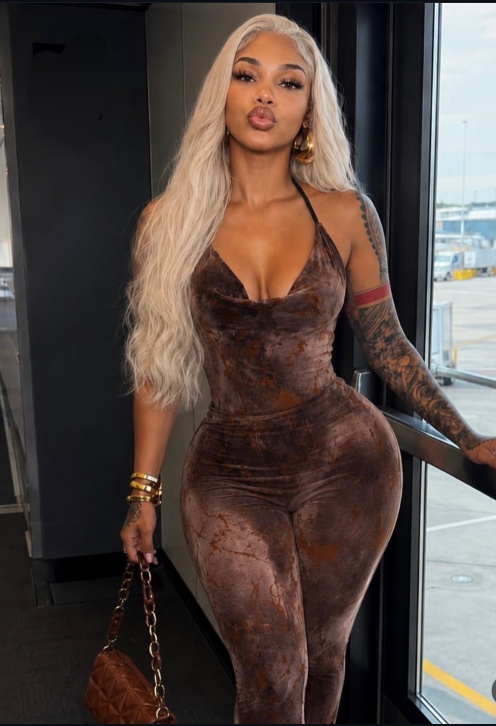 Fotos reales encantadora sexy  dispuesta a todo