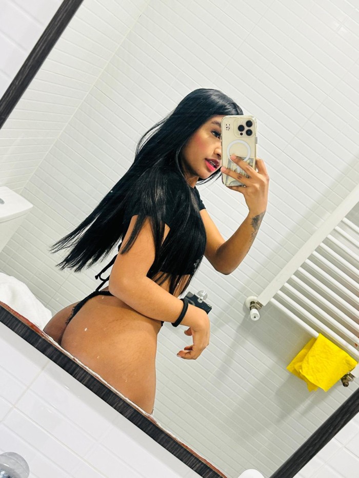 Jovencita Cachonda de Coñito estrecho muy Guarra