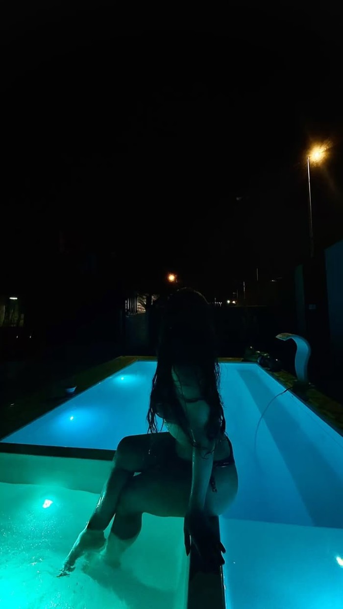 Daya pelo negro divina