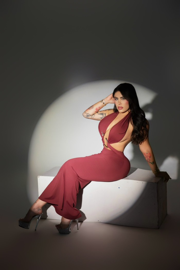 Noa guapisima, culona y tetona novedad por Triana
