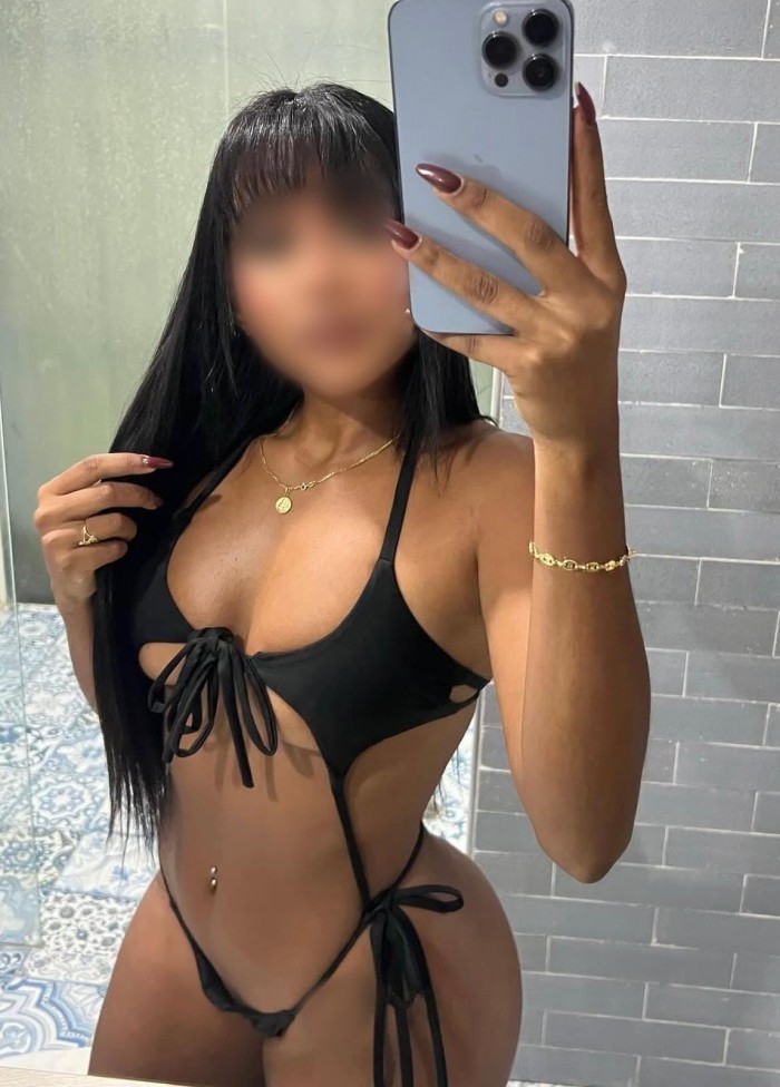 DOS POLVOS POR 50€ COMPLACIENTE VOLCAN DE SEXO VIP