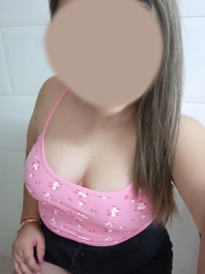 HERMOSA DELICIOSA MUY IMPLICADA CON GANAS DE TODO