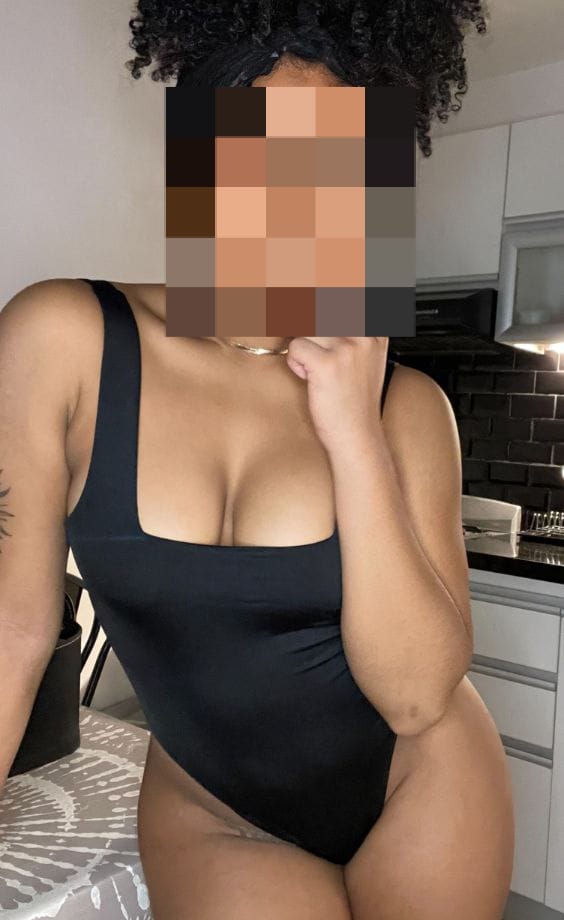 Dulce masajista erotica