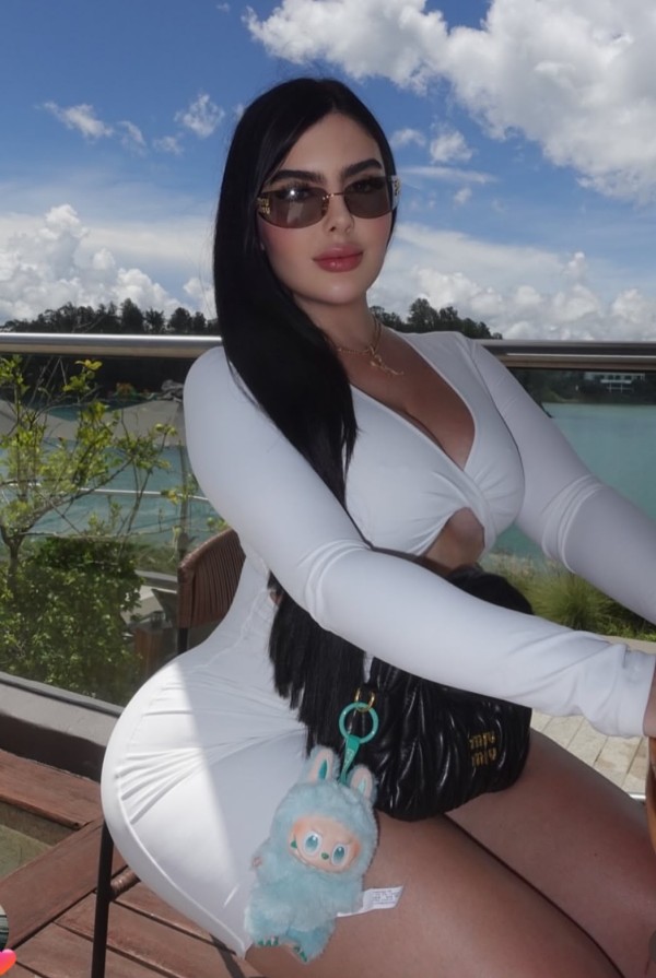 SOY GAIA, CARIÑOSA CON UN CUERPO INSACIABLE MOR
