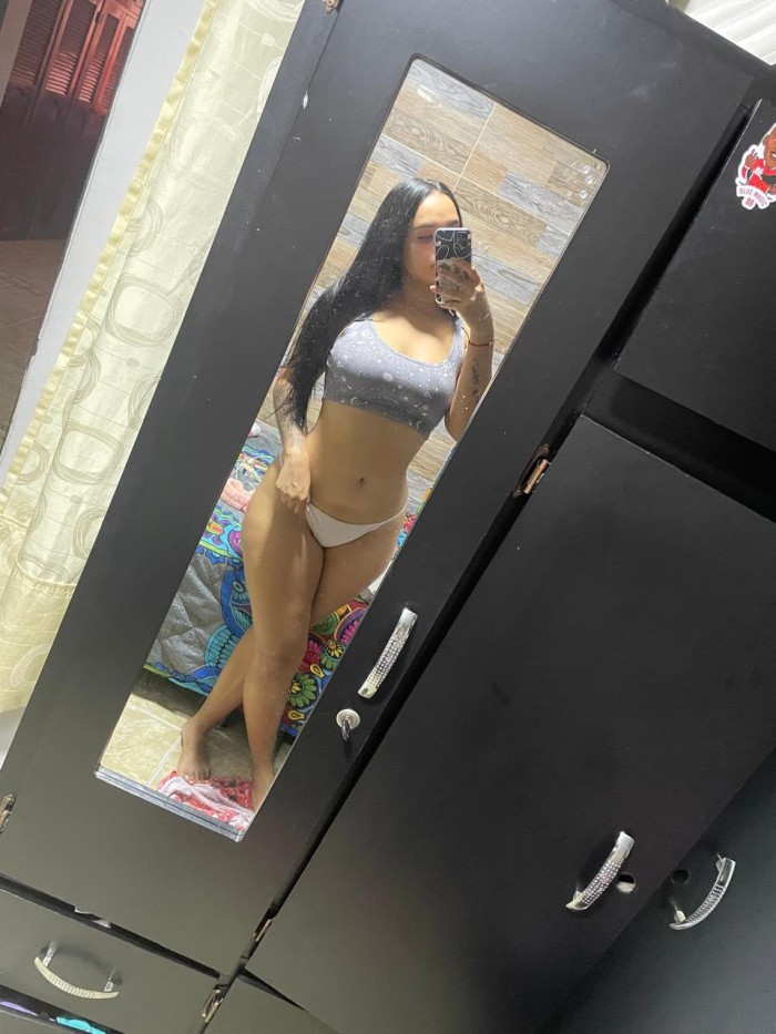 SEXY Y SEDUCTORA JOVENCITA 743027236