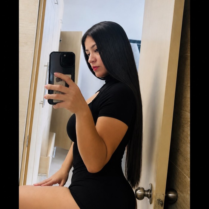 PRECIOSA COLOMBIANA •AUTÉNTICA Y ENCANTADORA •EN EL SUR