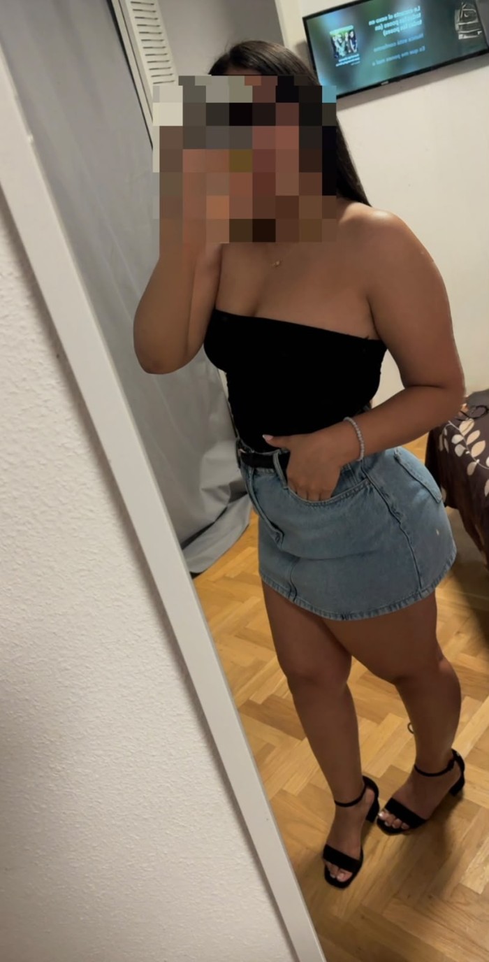 ARDIENTE SENSUAL APASIONADA DESEOSA DE SEXO