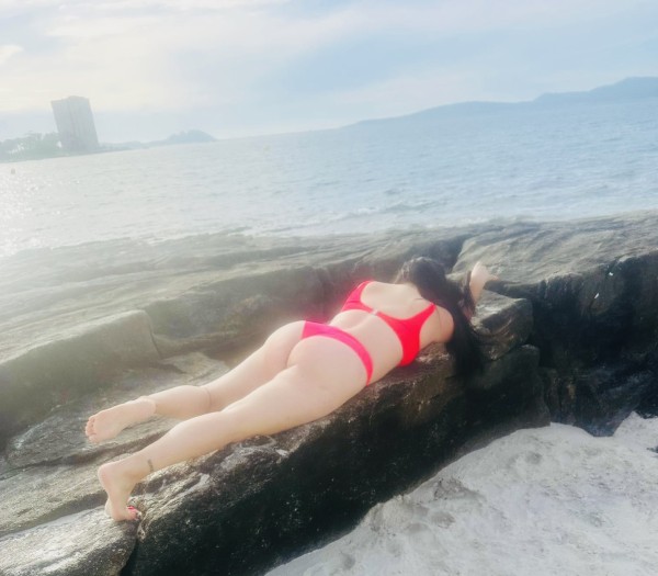 Linda colombia a en Vigo curvy para disfrutar