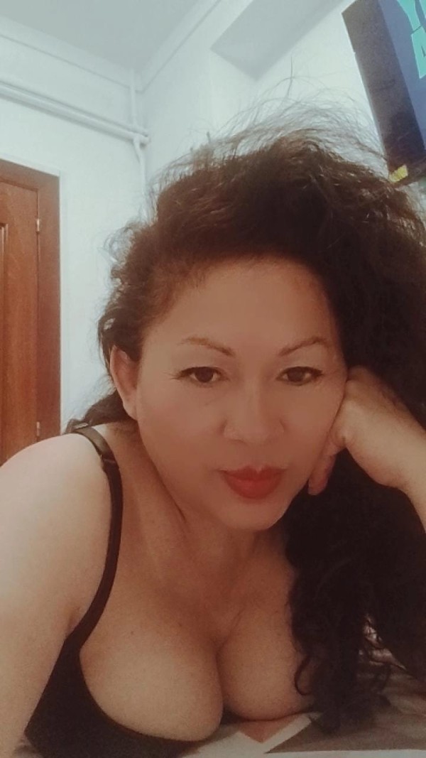 SOY ALICIA, PERUANA ARDIENTE HECHA PARA TI