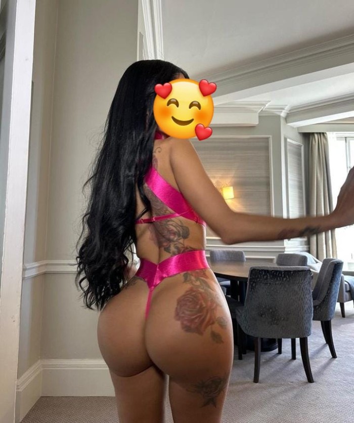 anal y vaginal a tope sin goma y corrida a tope