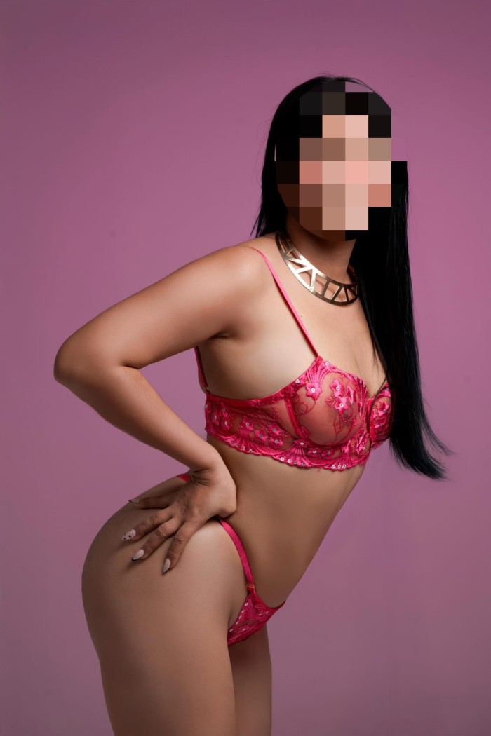 JOVENCITA MUY BELLA VICIOSA Y MORBOSA 24H