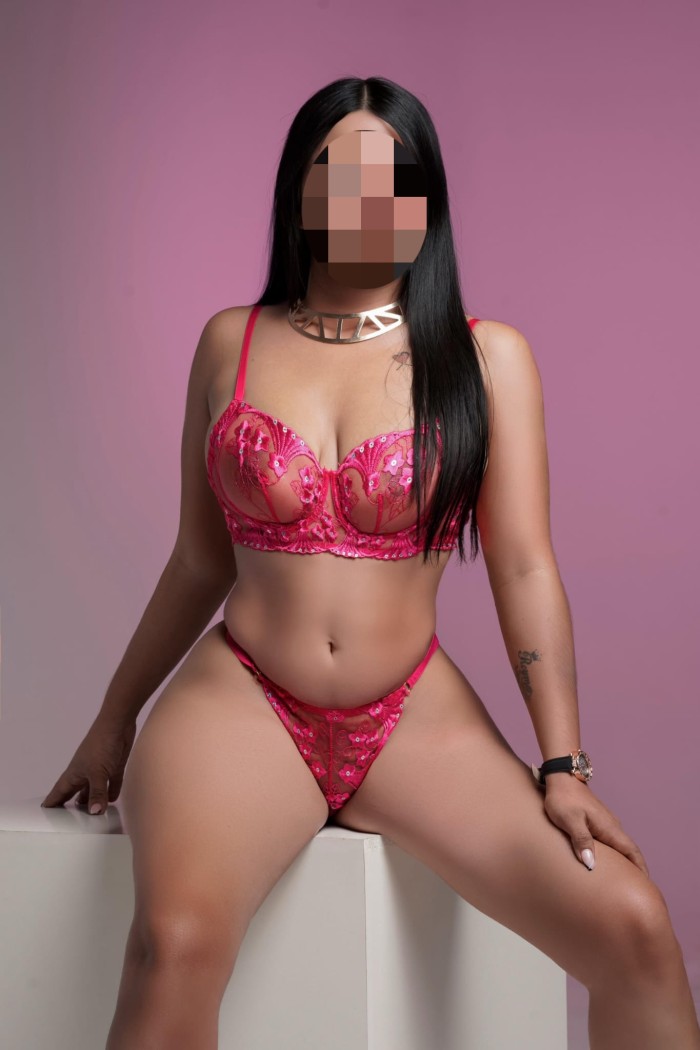 JOVENCITA MUY BELLA VICIOSA Y MORBOSA 24H