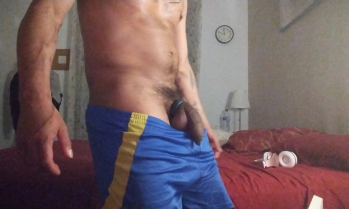 NEW COLOMBIAN LATINO WITH HUGE COCK /