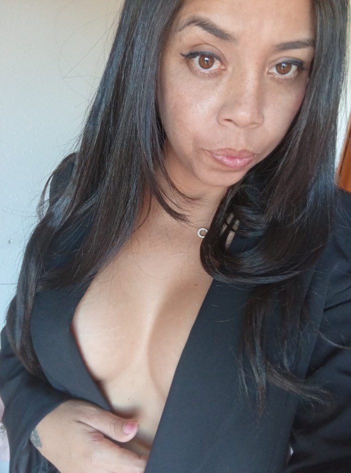 SAMANTHA VENEZOLANA-VILLANUEVA DE LA CAÑADA