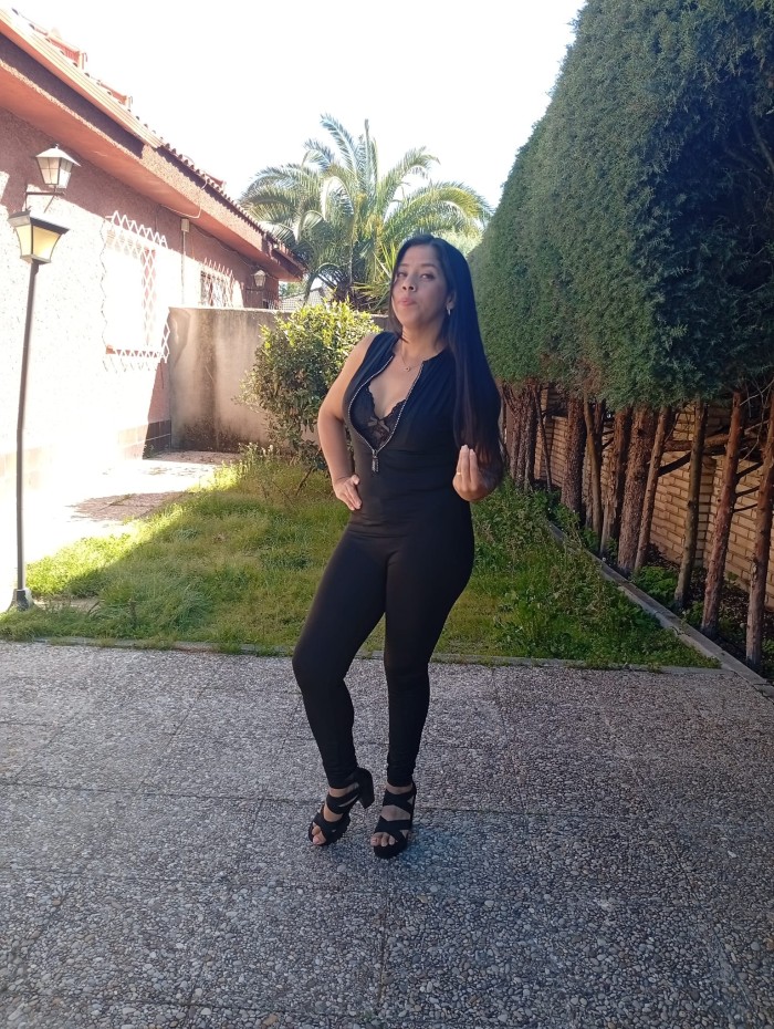SAMANTHA VENEZOLANA-VILLANUEVA DE LA CAÑADA