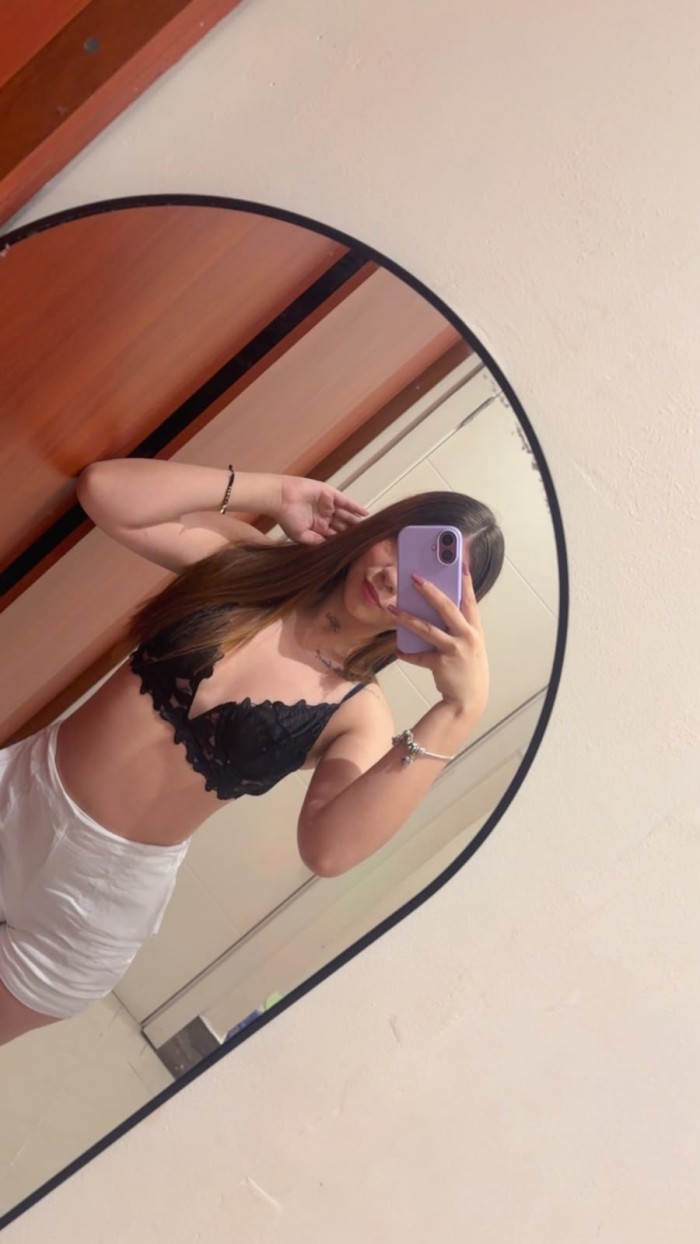 SEXO AL FULL TOPE UNICA EN LA CAMA ARDIENTE
