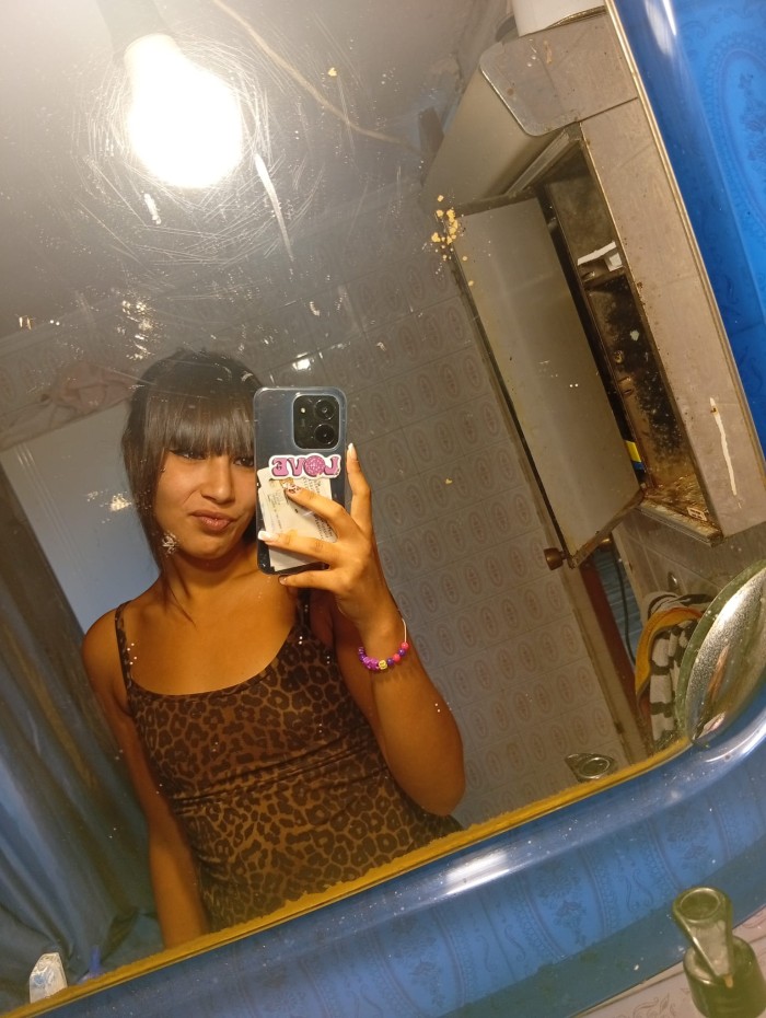ZAIRA, JOVENCITA ESPAÑOLA DE 20 AÑOS DELGADITA INDEPENDIENTE