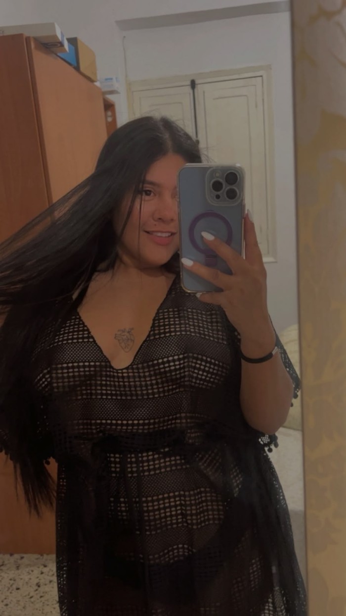 JOVENCITA FIESTERA DE LUJO SUPER CACHONDA