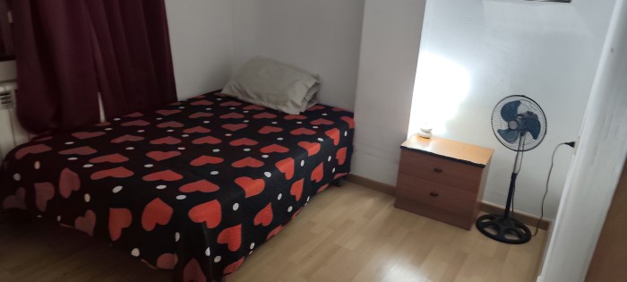 Habitación libre para hoy mismo en Figueres