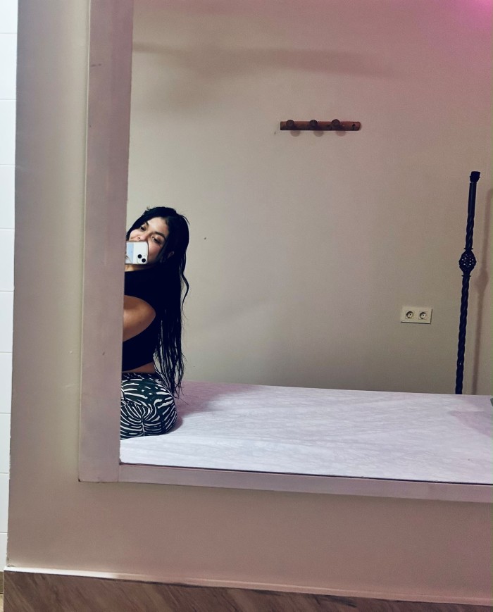 PAMELA LA CHICA DE TUS SUEÑOS A CABA DE LLEGAR