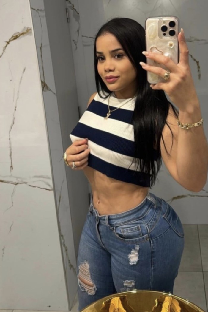 Un encanto. Mujer