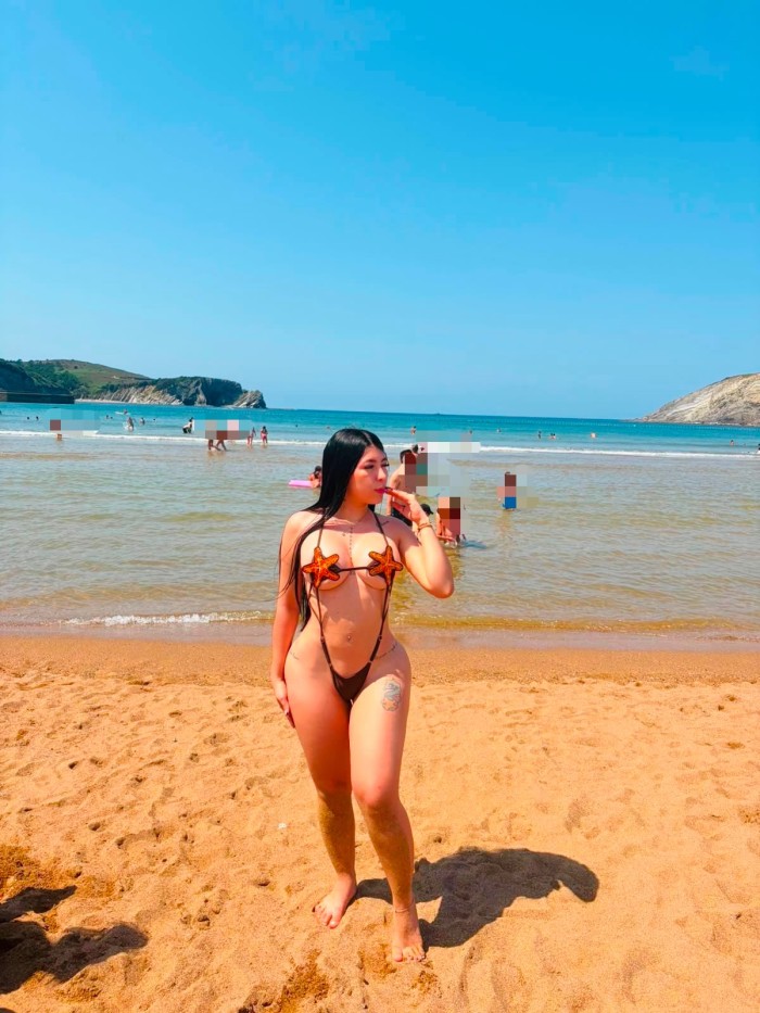 Ariana una sexy latina NOVEDAD