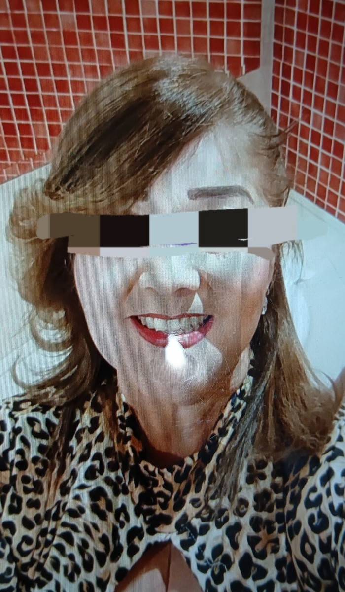 DELICIOSA IMPLICADA EXQUISITA ANSIOSA DE PLACER