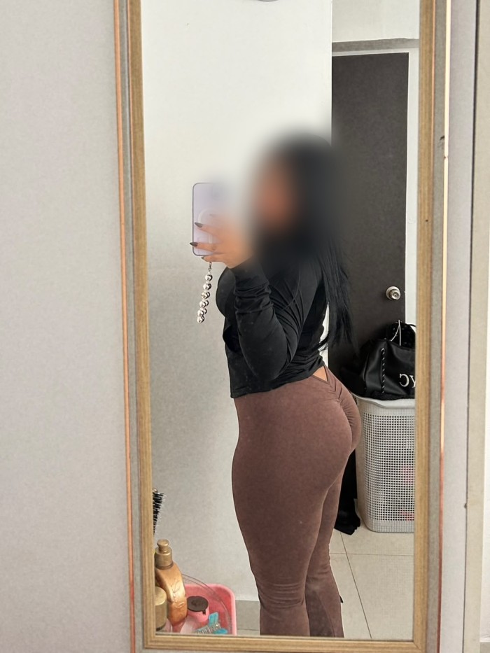 SEXY Y HERMOSA LATINA RECIEN LLEGADA A BILBAO