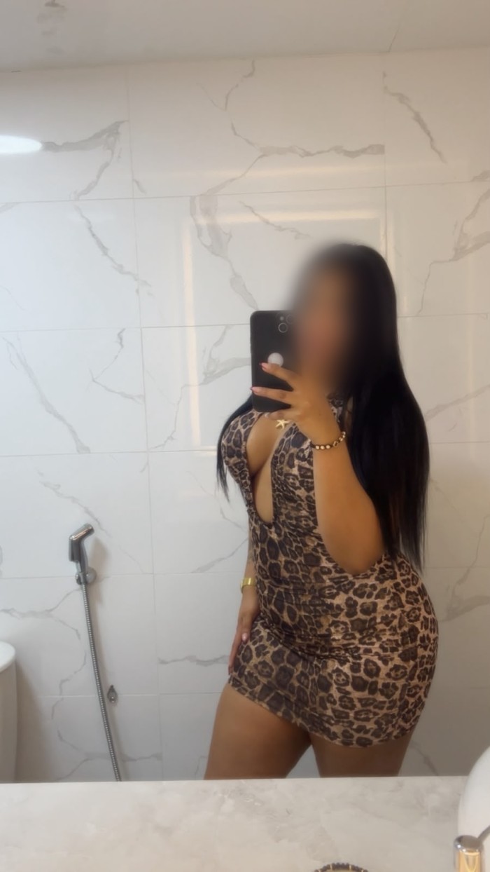 SEXY Y HERMOSA LATINA RECIEN LLEGADA A BILBAO