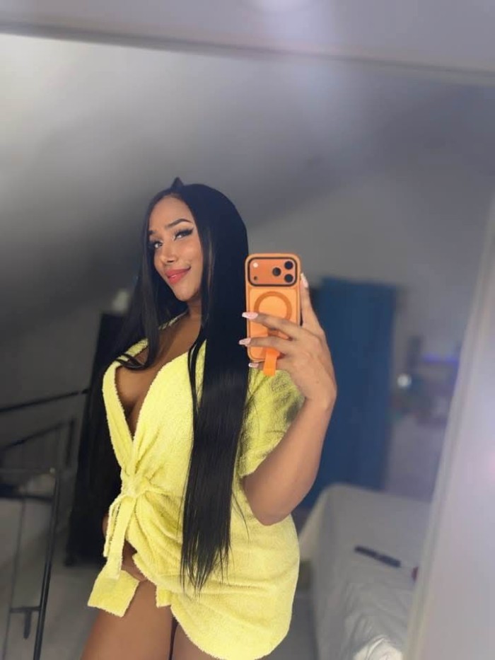 TRANS ARDIENTE SENSUAL DESEOSA DE SEXO