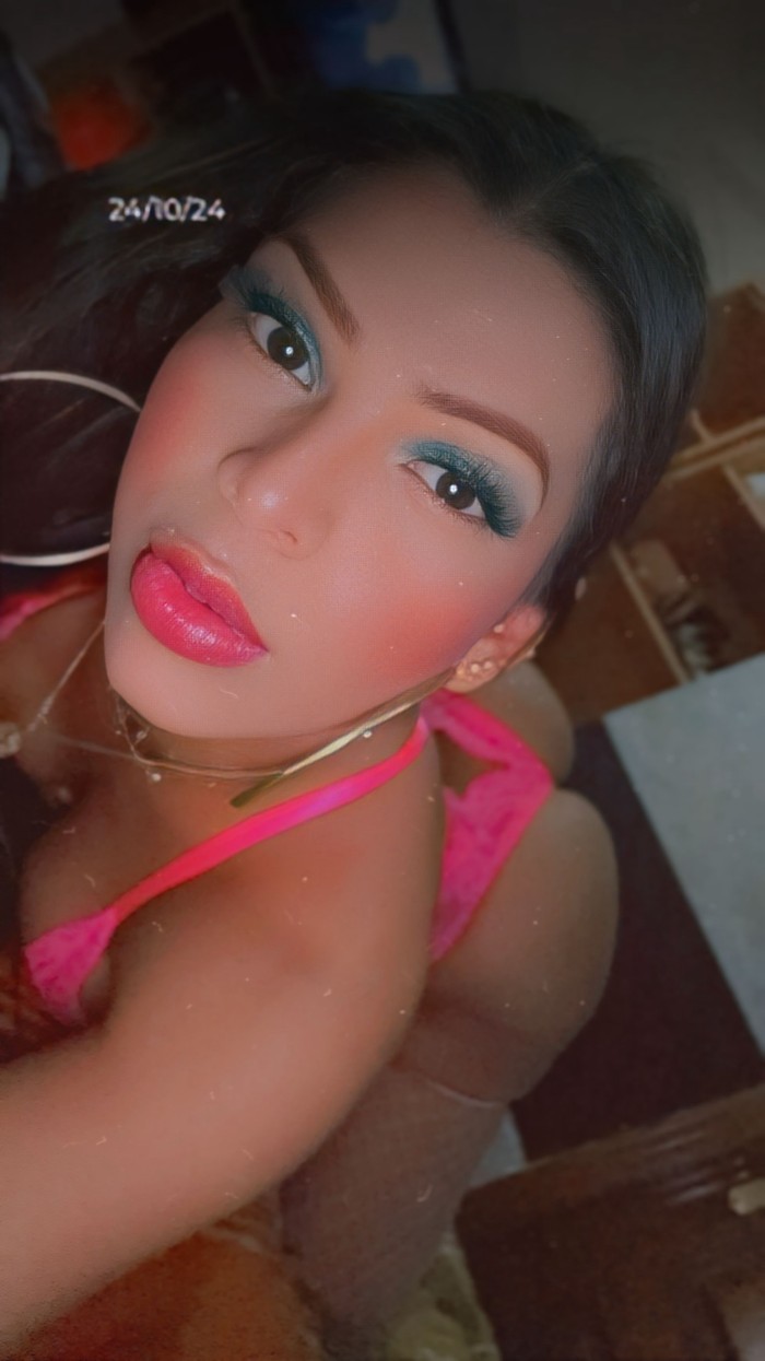 Versatil bisexual fiestera a tope ful activa