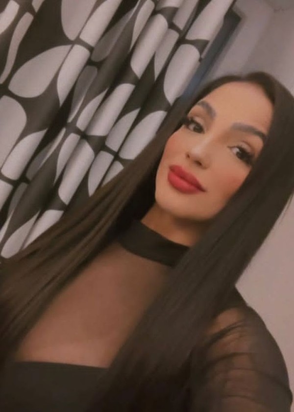 MORENA MORBOSA, DIVINA Y CON CUERPAZO