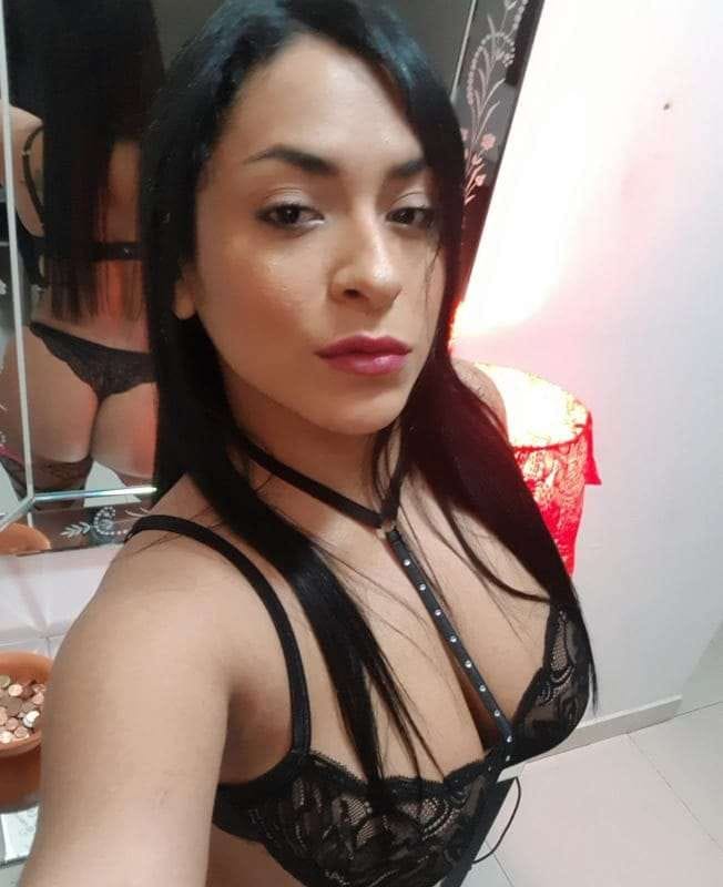 YENYFER: COLOMBIANA FIESTERA, CACHONDA, EXCLUSIVA