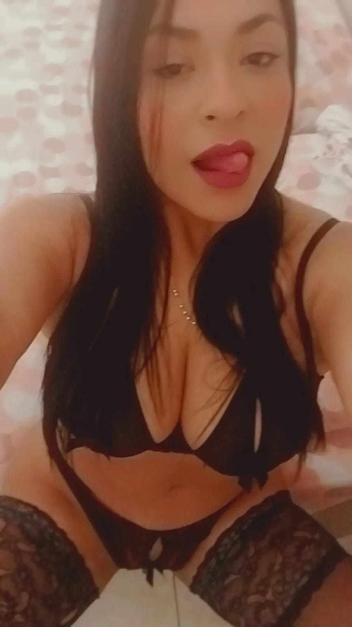 YENYFER: COLOMBIANA FIESTERA, CACHONDA, EXCLUSIVA