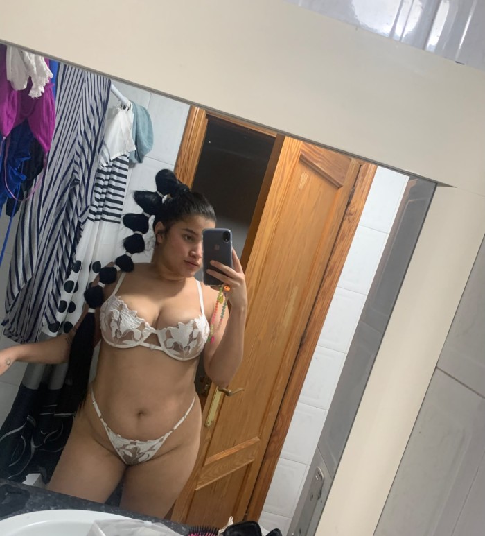 Piso independiente chicas exóticas desatadas