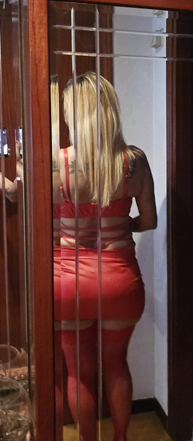 RICA VEN Y DISFRUTAME SEXO A TOPE ARDIENTE