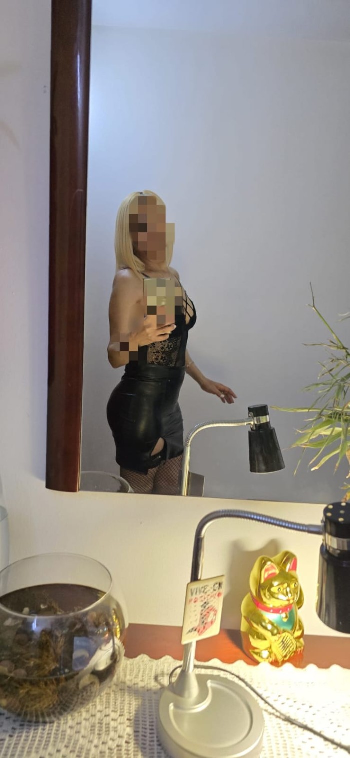 RICA VEN Y DISFRUTAME SEXO A TOPE ARDIENTE