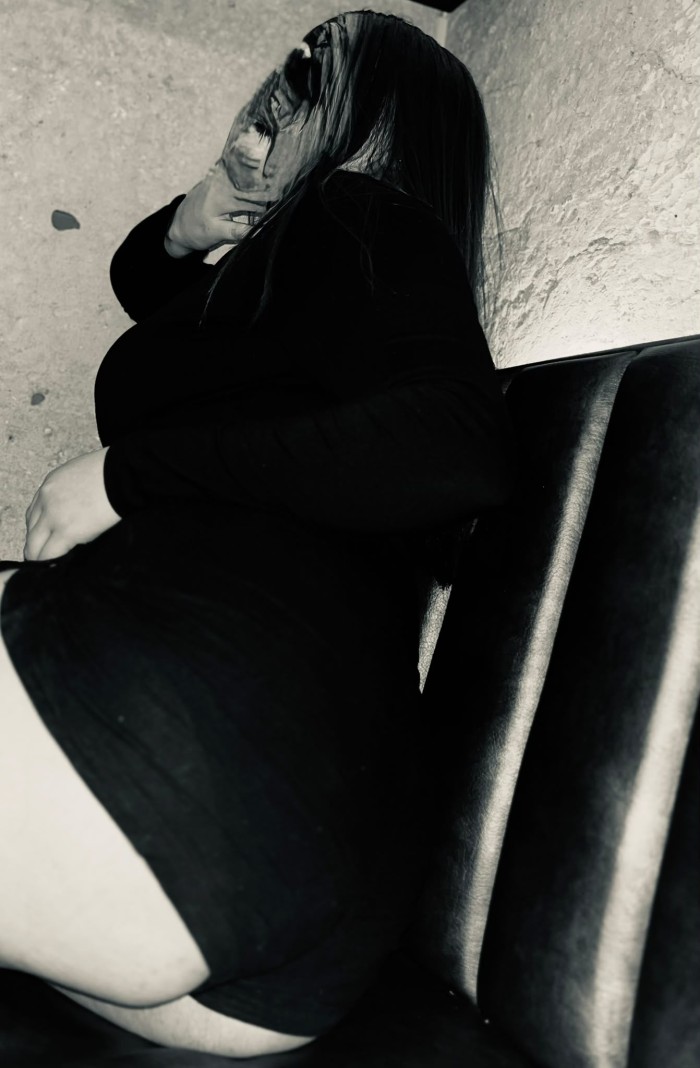 SARA COLOMBIANA MUY TIERNA