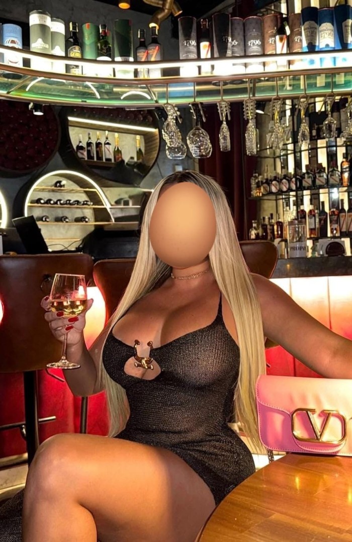 RUBIA CACHONDA NUEVA EN CARTAGENA