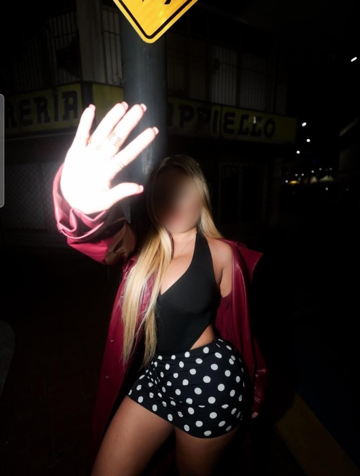 RUBIA CACHONDA NUEVA EN CARTAGENA