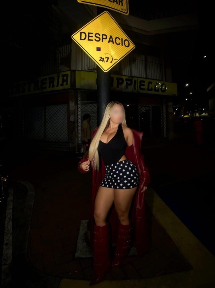 RUBIA CACHONDA NUEVA EN CARTAGENA