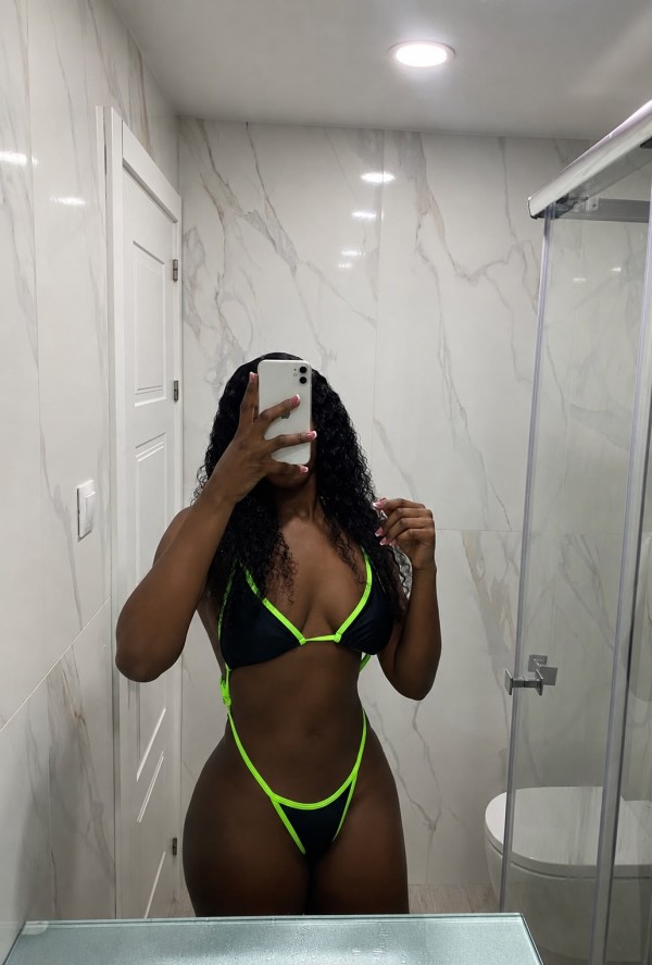 Andrea chica cariñosa y deportista