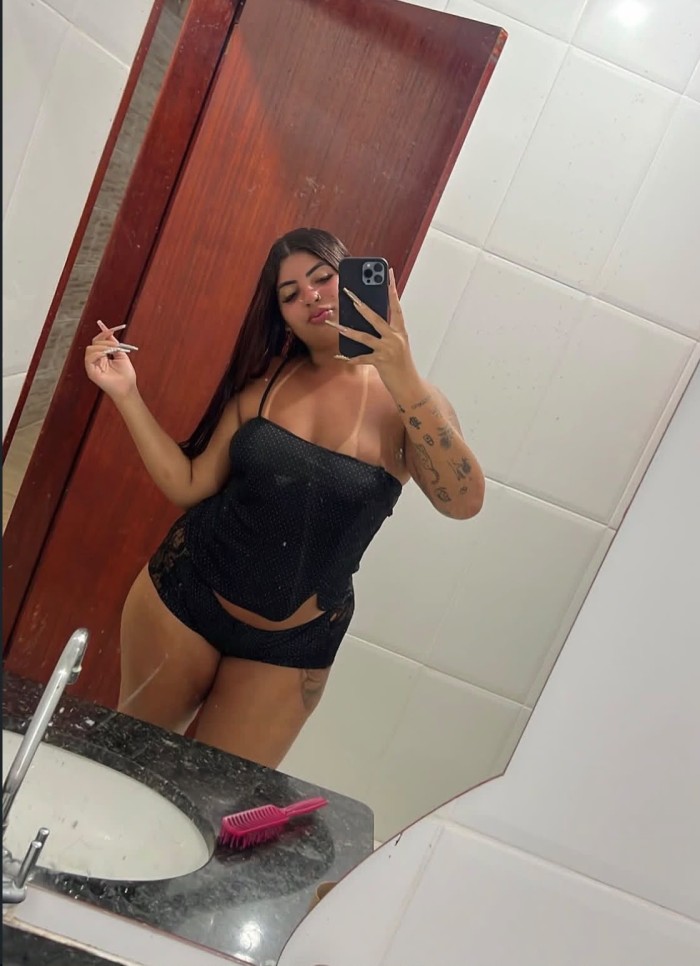 Joven sexy hot descomplicada