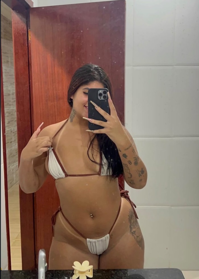 Joven sexy hot descomplicada