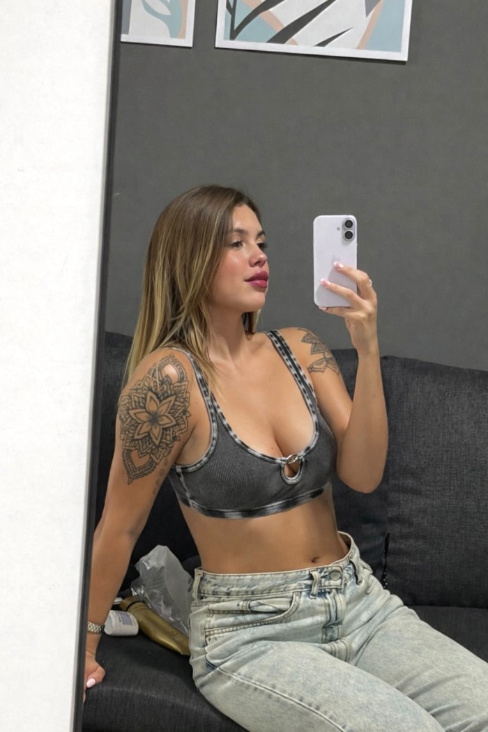 MELINA ARGENTINA SOFISTICADA