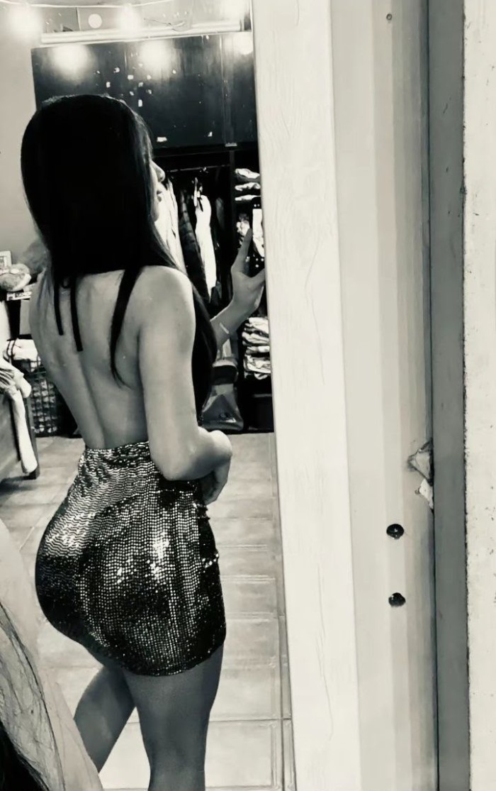 LATINA JOVENCITA, DIVINA, TIERNITA Y CALIENTE EN MOLINA DE SEGURA