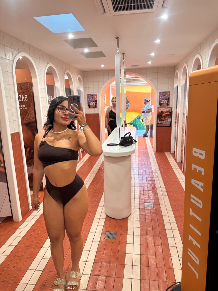 604256549 Julieta DIOSA CACHONDA Y ENCANTADORA