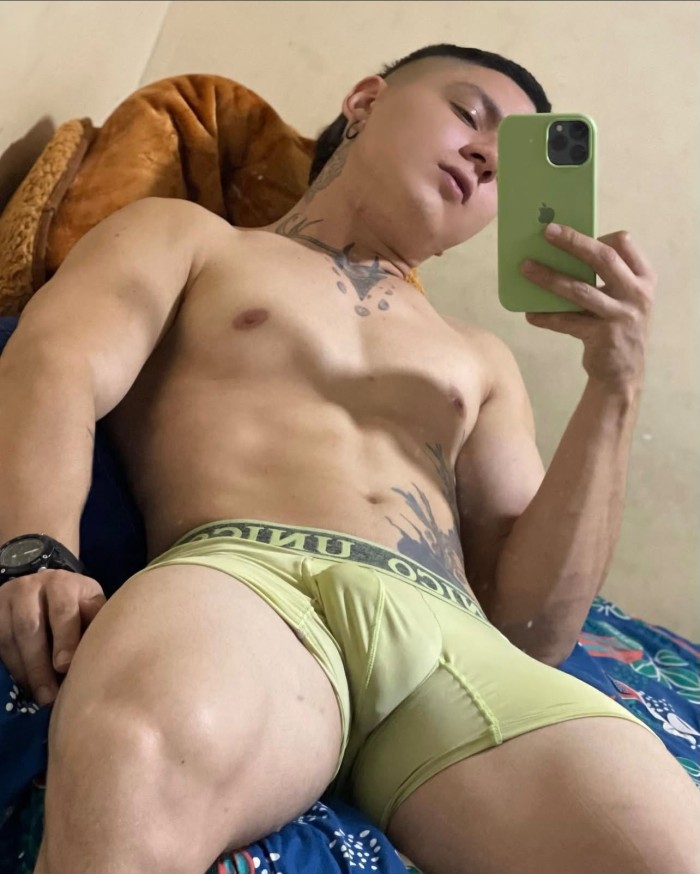SEXY PERVERSO JOVEN LATINO CACHONDO PERVERSO FIESTERO PARA TI NOVEDAD