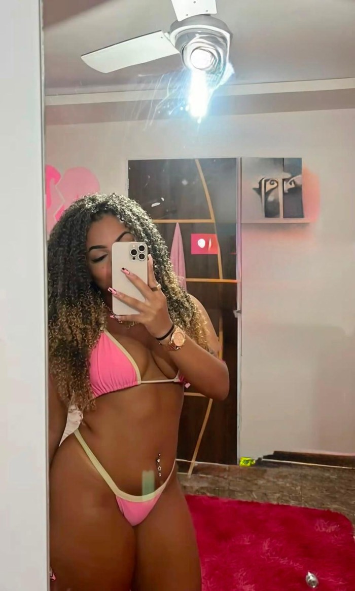 Pamela una guapísima Srta particular fotos reales