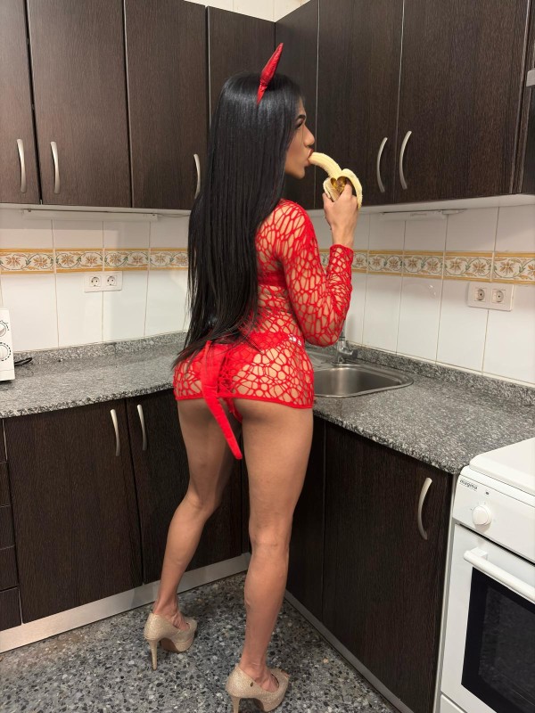 Estupenda Latina Trans COLOMBIANA toda una diosa solo para ti llamame